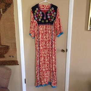 Vintage 70s Embroidered Kaftan Maxi